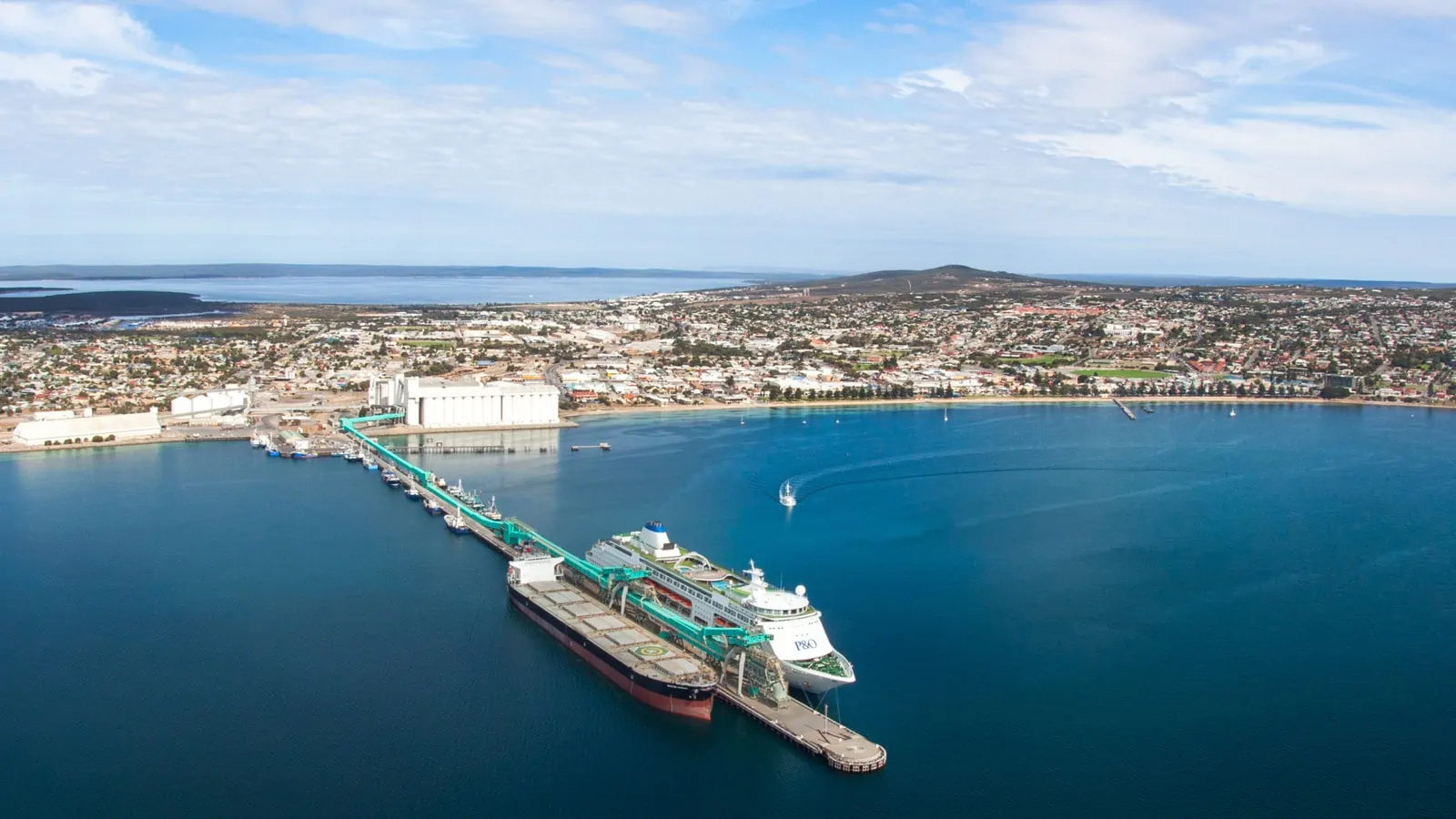 cruise ship wharf