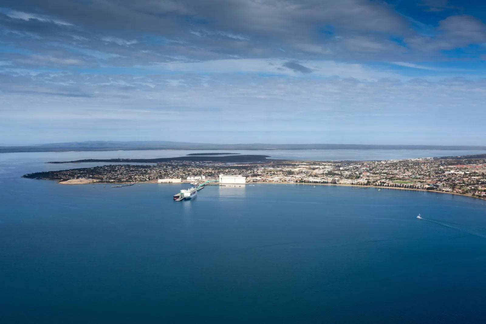 cruise ship port lincoln